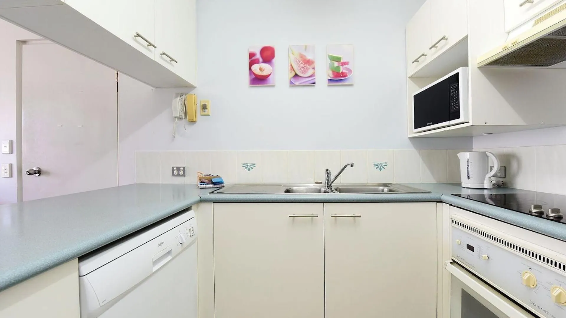 Lindomare Unit 18, 11 Orvieto Tce, Kings Beach 칼론드라 오스트레일리아